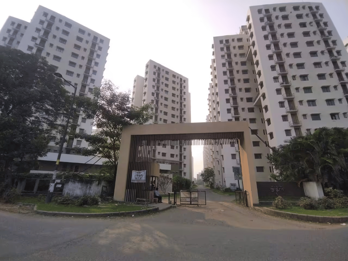 Riverside Commercial Hub